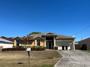 6231 NW Hacienda Ln, Port Saint Lucie, FL 34986