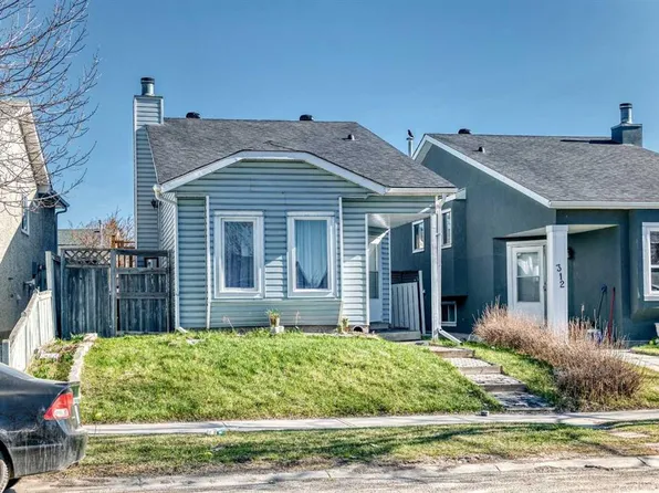314 W Castleridge Dr NE, Calgary, AB T3J 3C4
