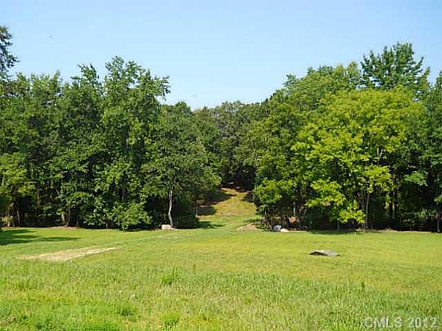 2nd image of 105 Timberside Dr