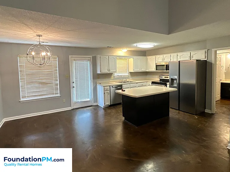 7063 Beringer Dr S — Photo 3