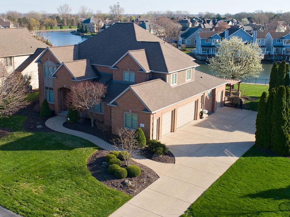1st image of 857 Crosstree Ln