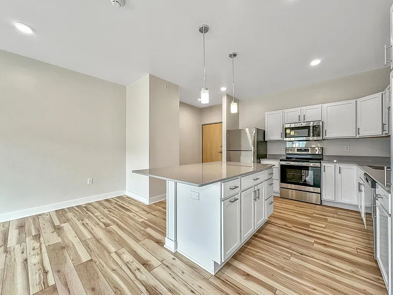 Stratford Pointe — Photo 72