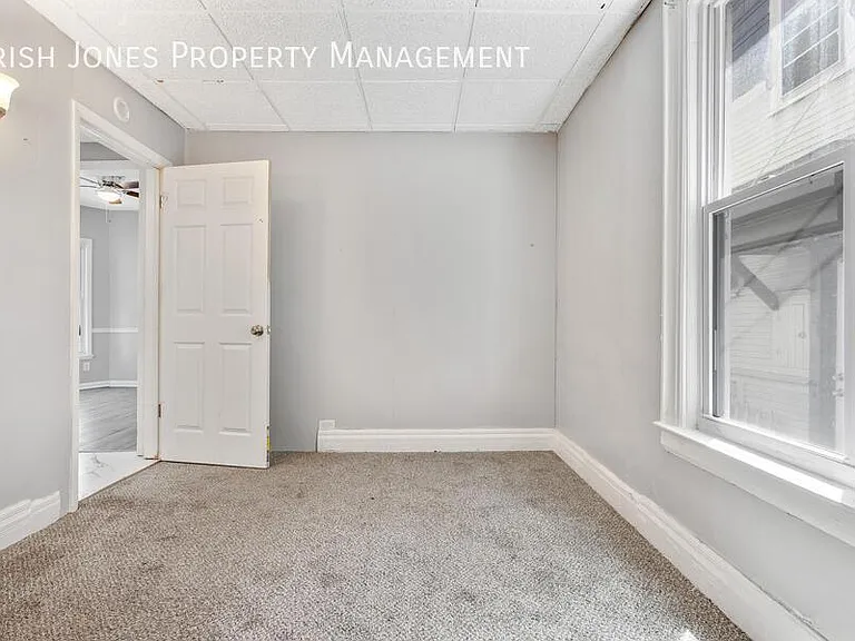 76 Hammerschmidt Ave #LOWER — Photo 13