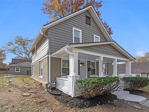 3rd image of 6011 E 8th St
