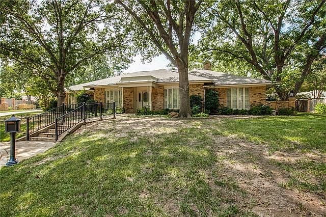 1st image of 2912 Kircaldy Ct