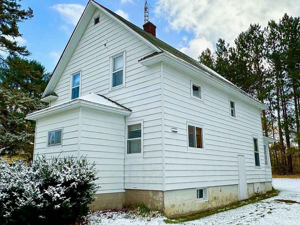 425 & 428 Railroad St, Newberry, MI 49868 Zillow