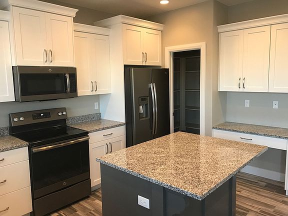 4th image of 2520 Blackhawk Dr Unit 42