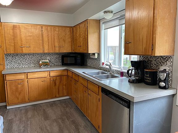 4th image of 2632 Cody Dr