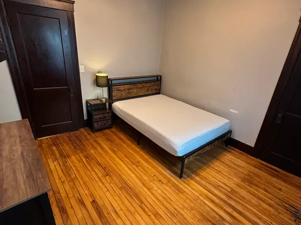 236 Pilgrim Ave #1, Worcester, MA 01604