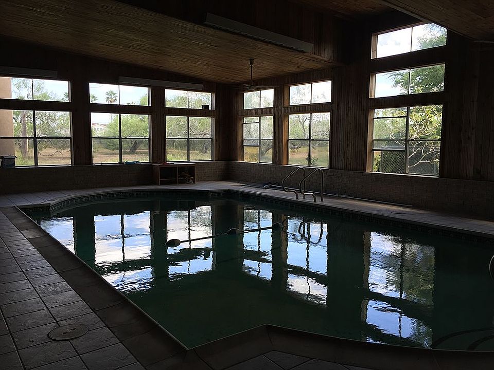 INDOOR  POOL