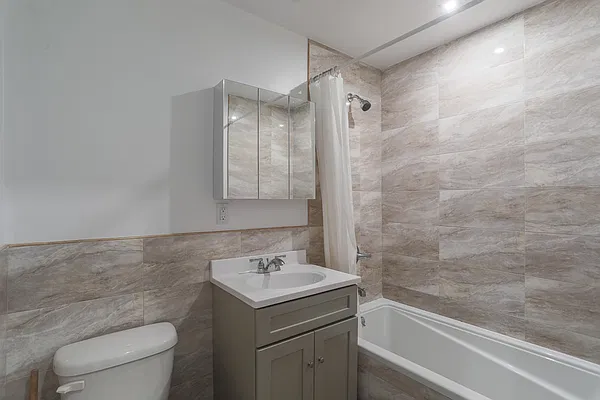 Rented by ERNY LLC | media 6