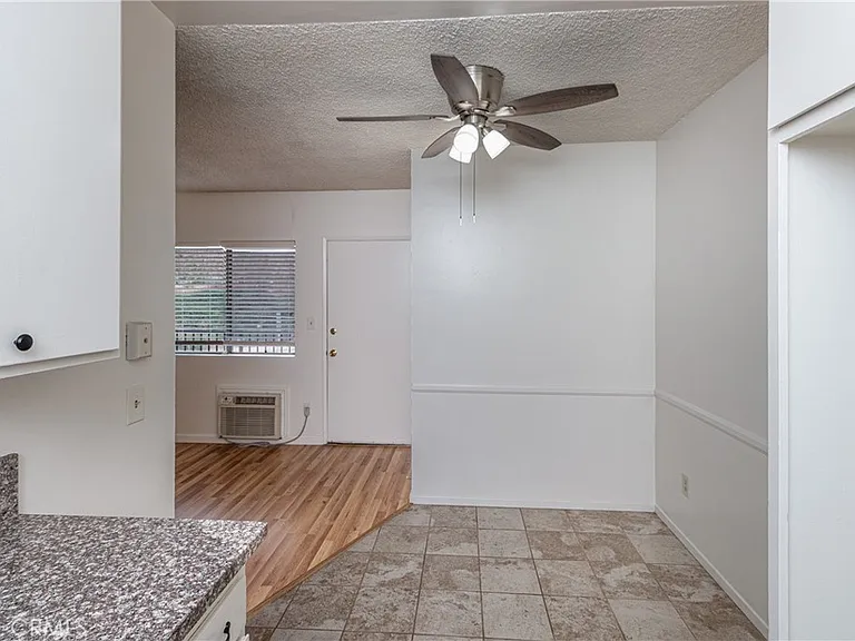 2310 Washington Cir #F — Photo 21