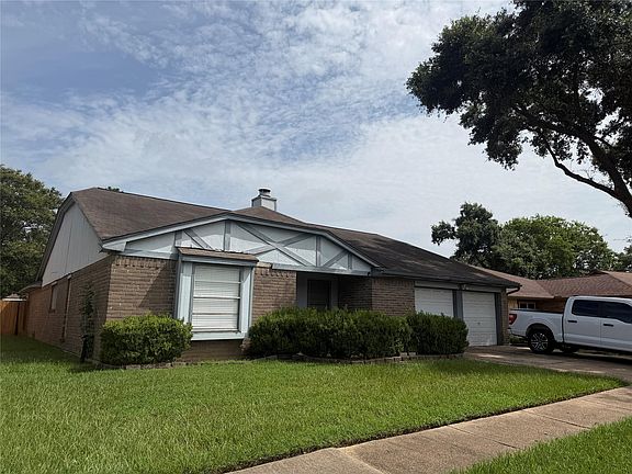 3rd image of 19710 Southaven Dr