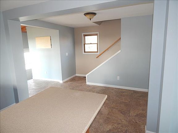 4th image of 8411 Suder Ave