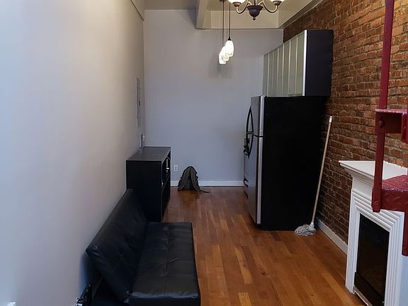 3rd image of 1341 Hancock St #3A