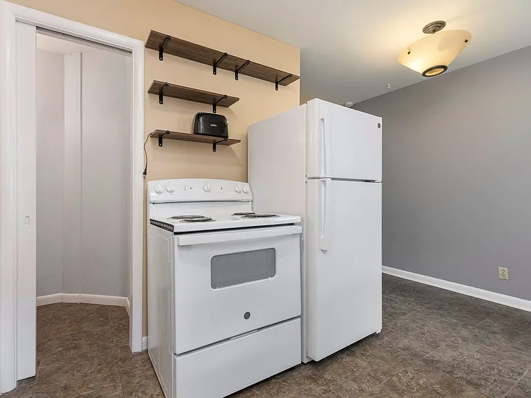 3412 Taylorsville Rd #3 — Photo 5