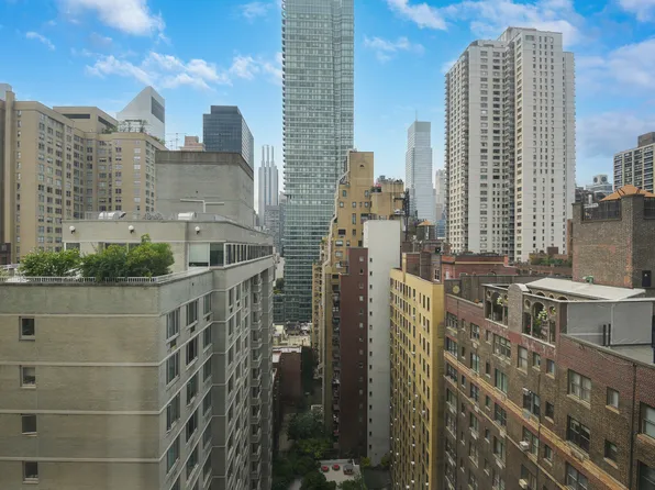 345 East 56th Street image 7 of 7