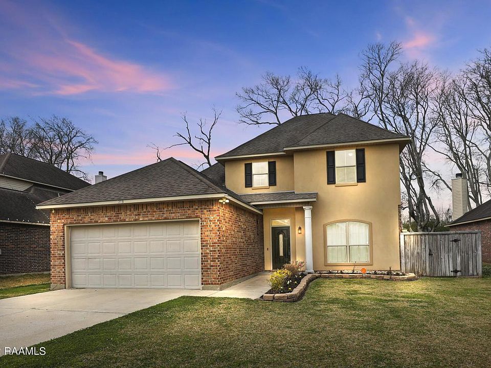 1st image of 213 Arsenal Dr