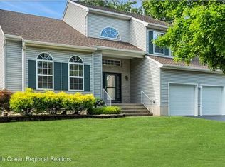 1 Gaelic Ct, Jackson, NJ