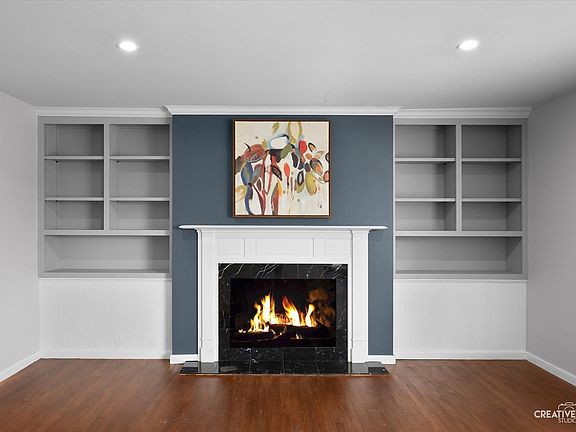 3rd image of 306 Hillside Pl