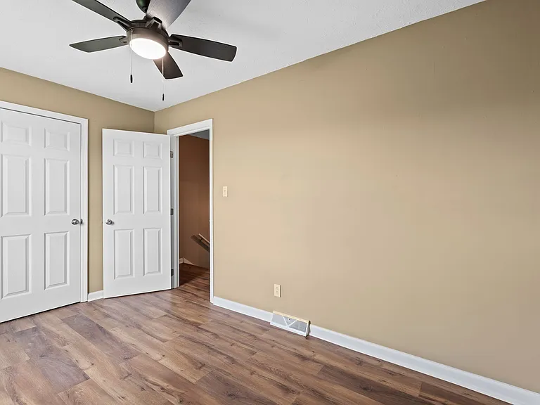 700 Jones Lane 6 #7-5-8 — Photo 23