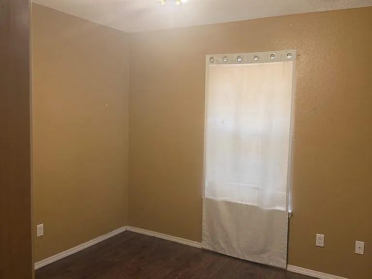 634 Rey Salomon St — Photo 20
