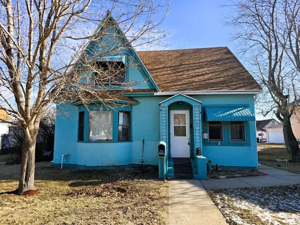 710 N Center Ave, Miles City, MT 59301