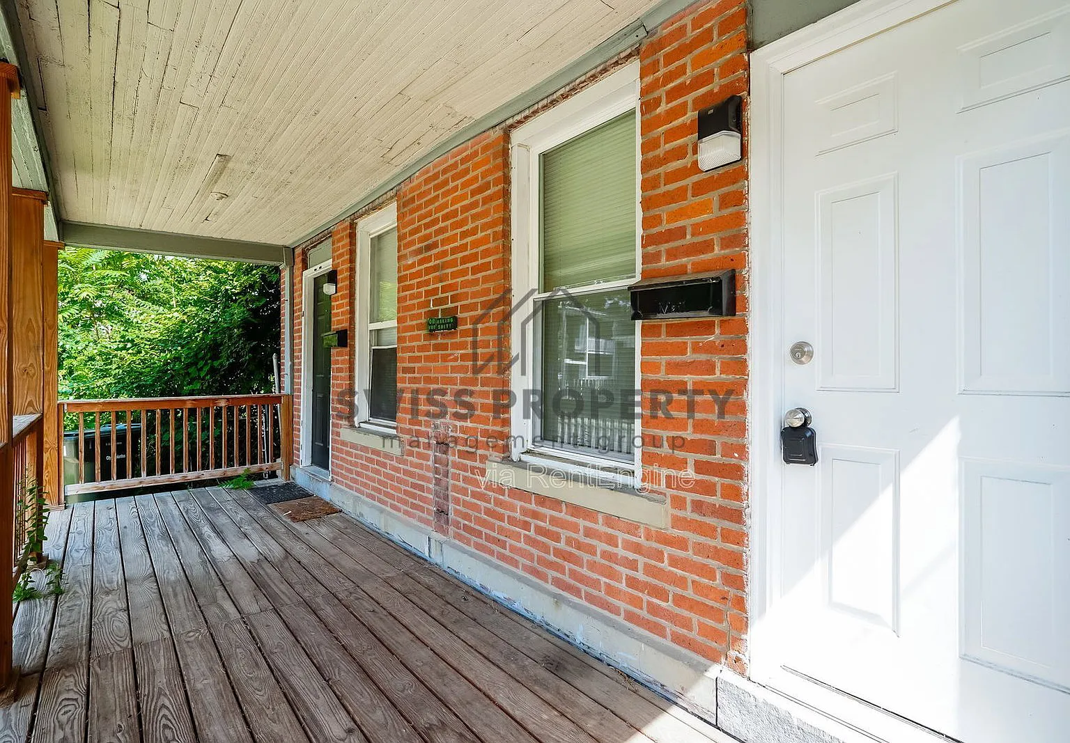 2 bed, 1.0 bath, 980 sqft, $1,250 — Photo 4