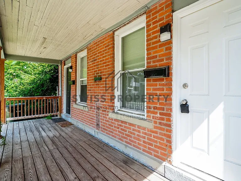 950 McAllister Ave — Photo 4
