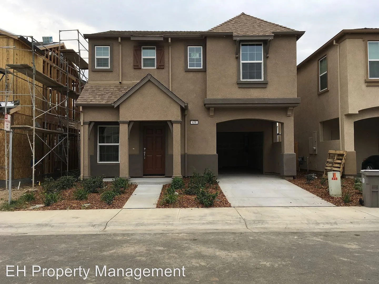 430 Ashwick Loop photo 1