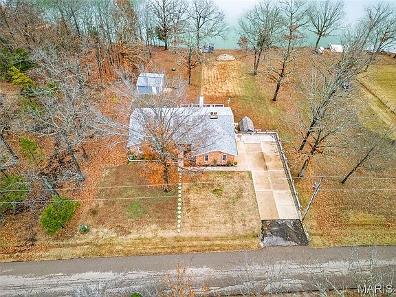 2nd image of 434 Rue Martel