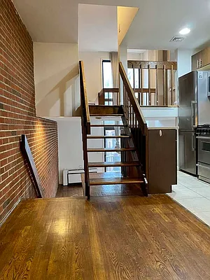 Rented by Avenues Real Estate | media 12