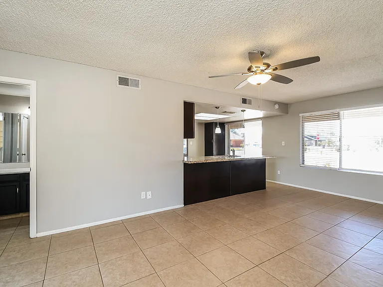 2301 E Butler St — Photo 6