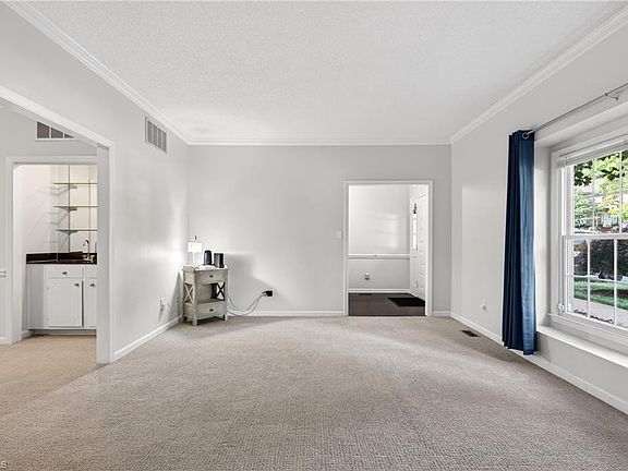 5th image of 534 Lindley Rd
