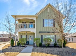 17 Desert Oak Ct SW, Huntsville, AL 35824