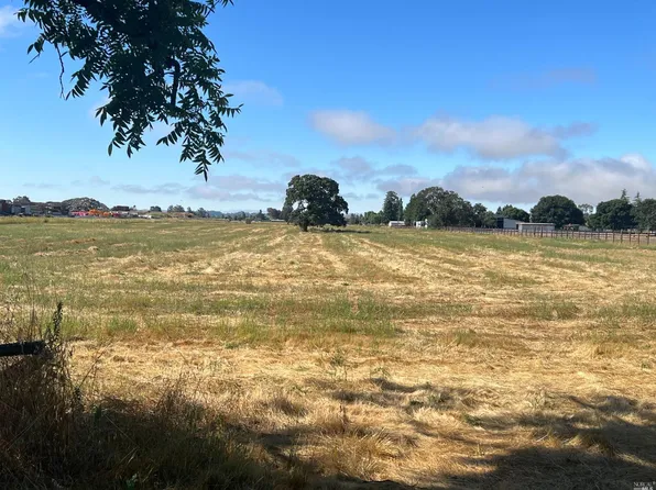 306 Todd Road, Santa Rosa, CA 95407