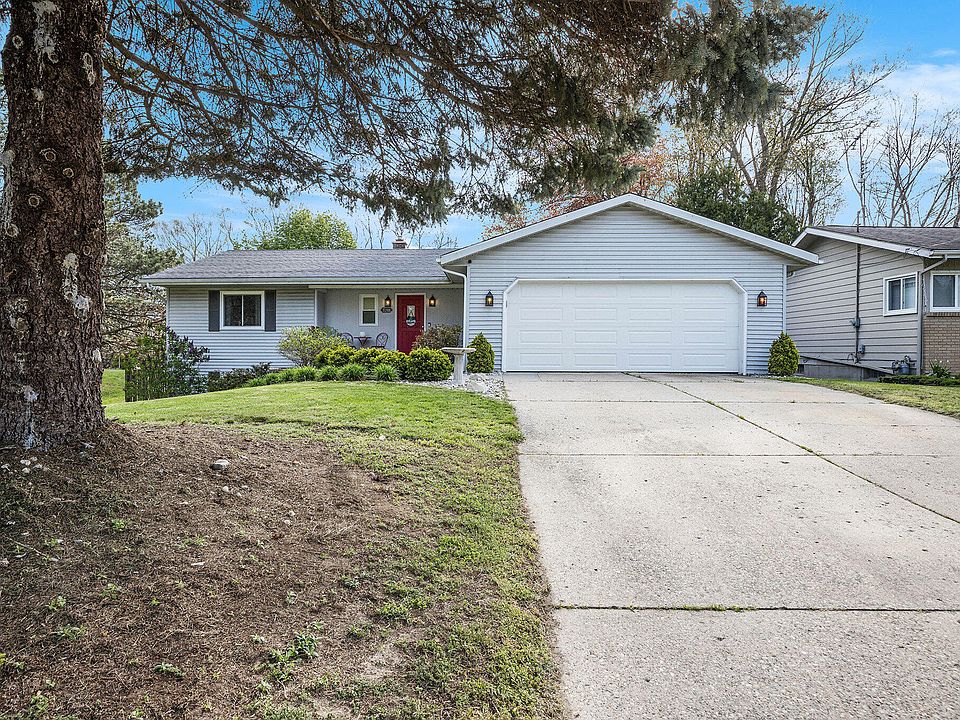 1st image of 5288 Newcastle Dr SE