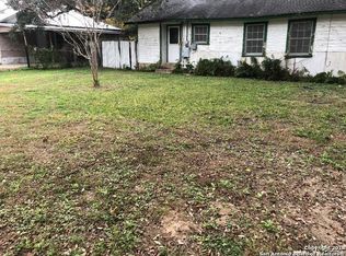 824 Commerce St, Pleasanton, TX 78064