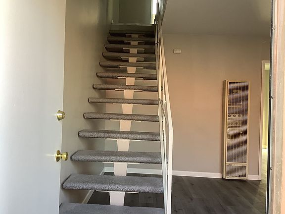 2nd image of 4008 Live Oak St APT A