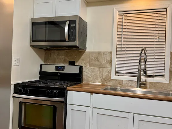 421 10th St #1, Cloquet, MN 55720