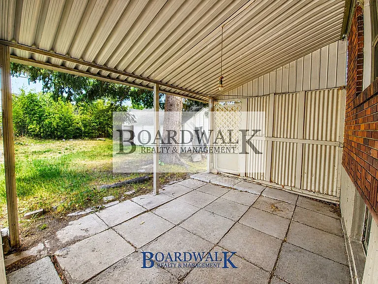 2725 S Lake St #2 — Photo 19