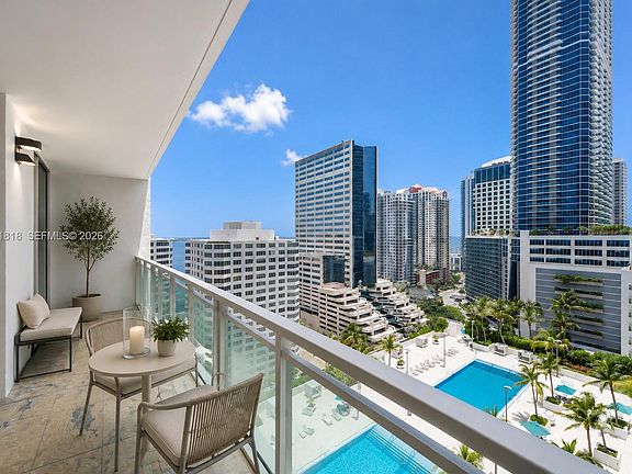 4th image of 950 Brickell Bay Dr APT 1905
