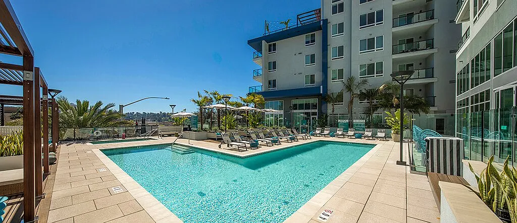 Rivair Apartment Homes — Photo 1