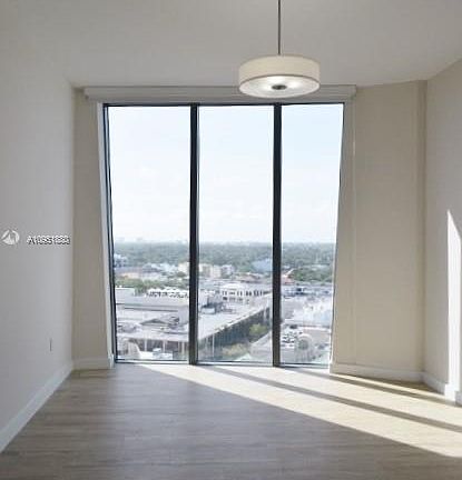 4th image of 2831 S Bayshore Dr Unit 1508