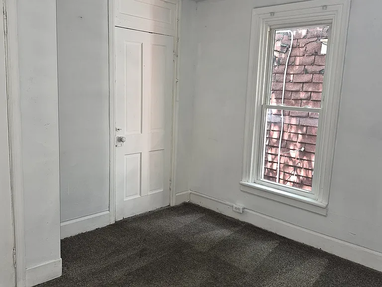 30 S 16th St — Photo 12