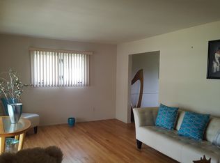 6637 Pine Eagle Ln, West Bloomfield, MI 48322