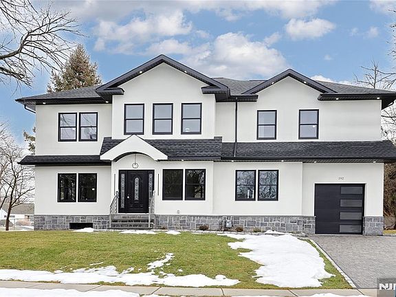 2nd image of 592 Fermery Dr