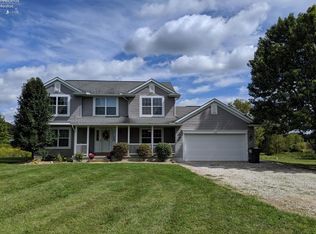 528 Hettle Rd, Willard, OH 44890