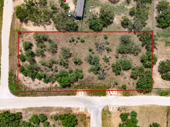 100 County Road 2669 LOT 268, Devine, TX 78016