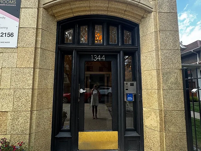 Aljanah Lunt — Photo 18